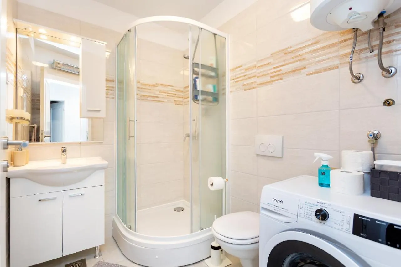 Dutch Tulip Apartment Medulin Croatia